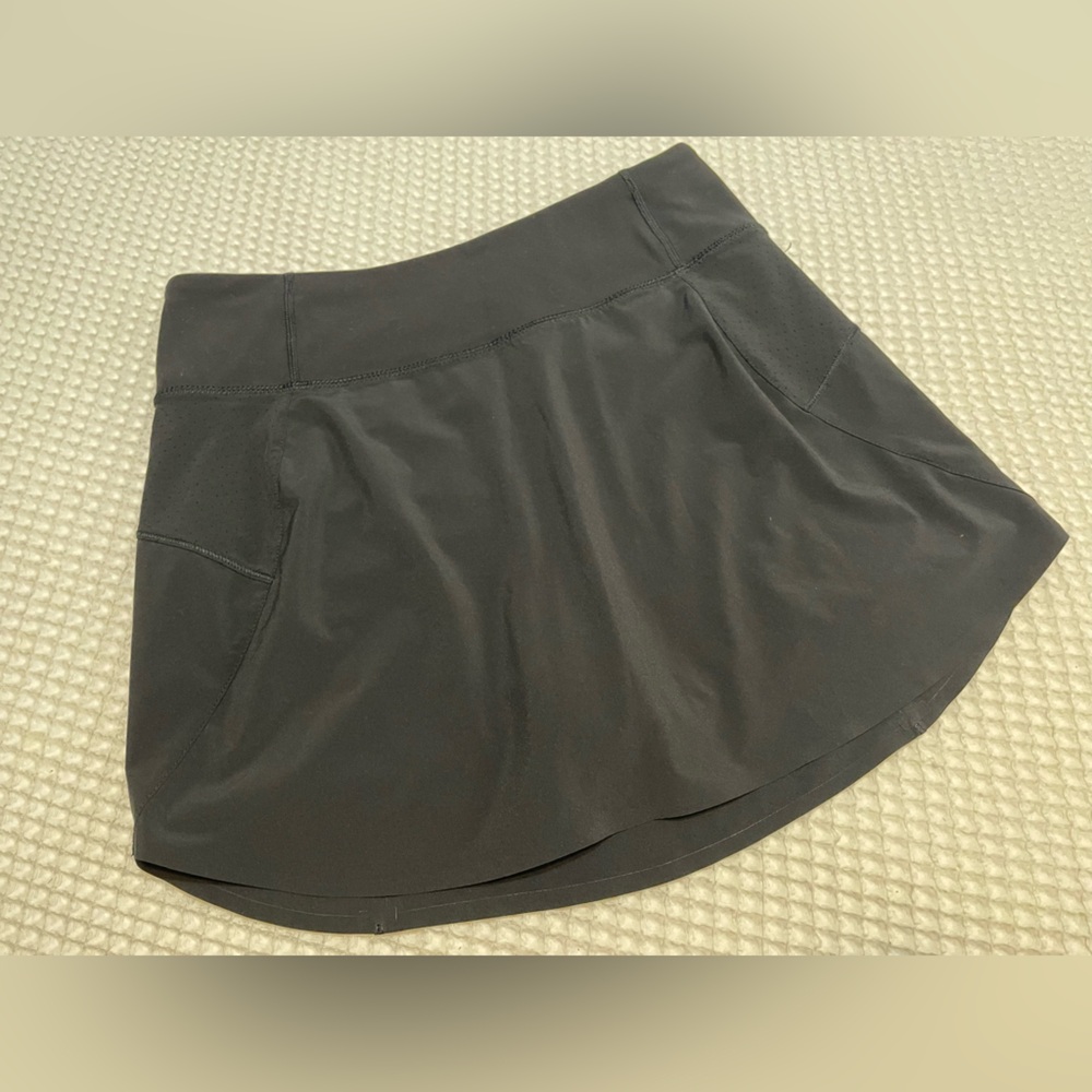 Athleta - Girl’s Run the World Skort